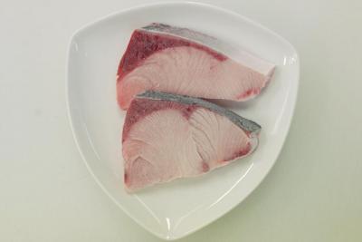 （養殖）ブリ切身