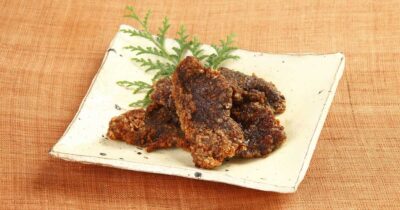 クジラ竜田揚げ